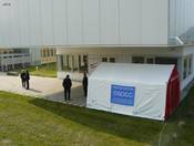 Zelt und Präsentation der Support Unit Austria vor dem Gebäude der RFL